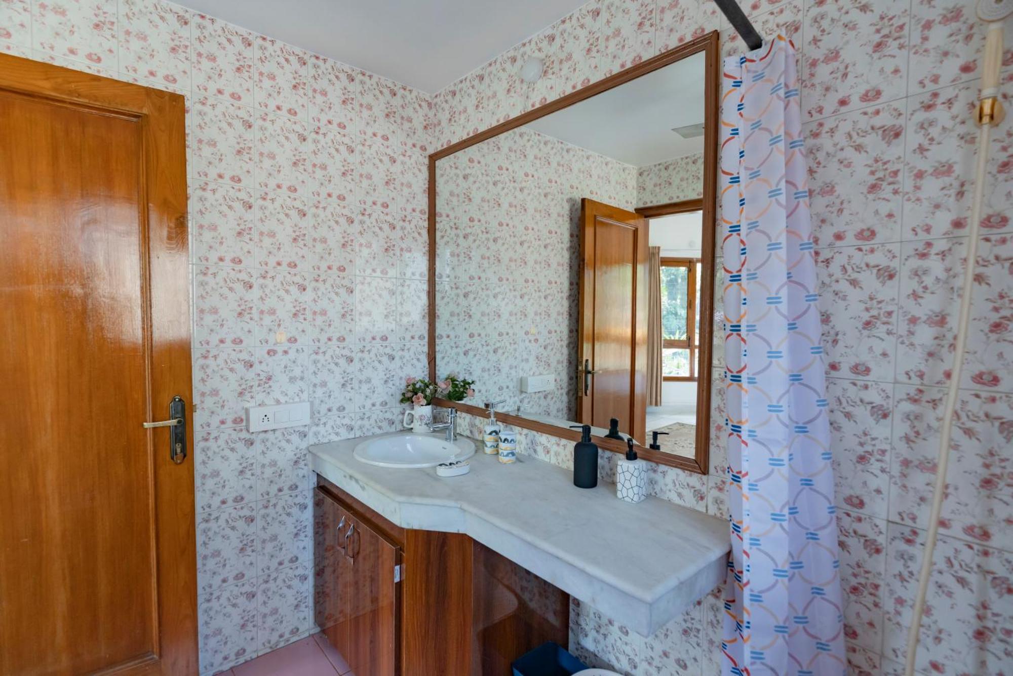 Saffronstays Doon Garden Villa - Near Doon School And Mall Road Ντεχραντούν Εξωτερικό φωτογραφία